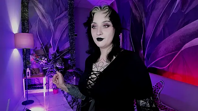 Snapshot of AsheLucker chatting on 10-16-25, 10:44 AsheLucker online show from 10-16-25, 10:44