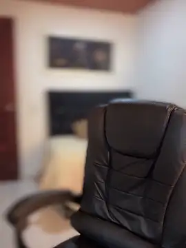 Ambar pe  online show from 11-20-25, 02:23