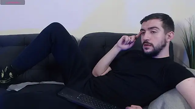 Dylan Best online show from 02-21-25, 06:18