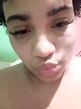 Hilarybunnyy online show from 09-30-25, 02:16