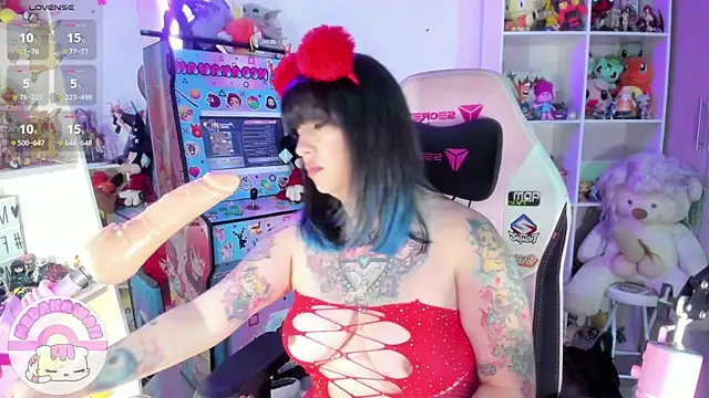 Snapshot of meda_kawaii_ chatting on 01-29-25, 06:18 meda kawaii  online show from 01-29-25, 06:18