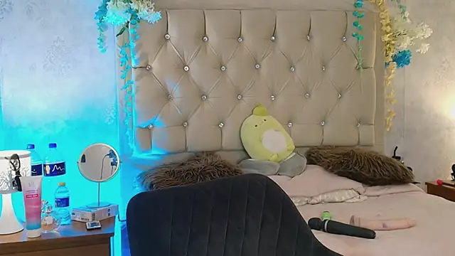 nini love01 online show from 01-23-25, 07:11