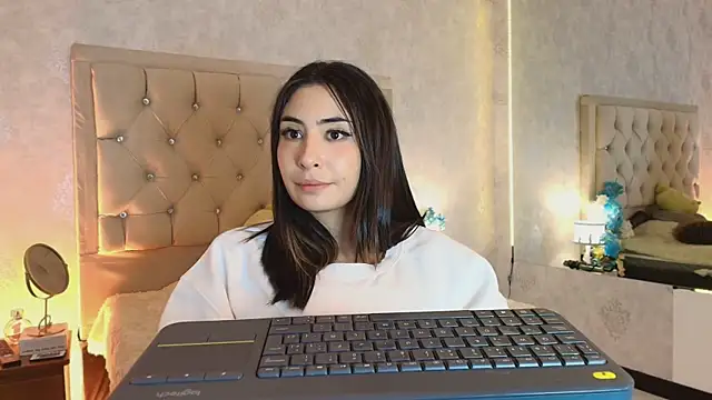 nini love01 online show from 01-24-25, 10:21