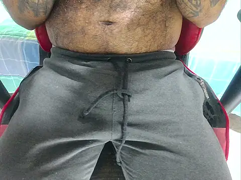 TeddyGominola  online show from 02-19-25, 01:39