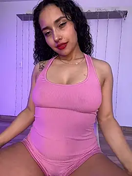 Lucy Marin online show from 01-21-25, 03:32