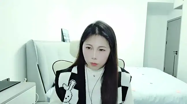 Sunset glow online show from 12-19-24, 02:02