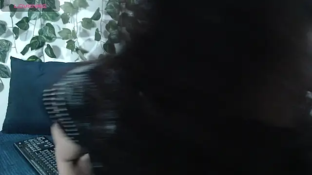 ariana sanz1 online show from 11-04-25, 12:04