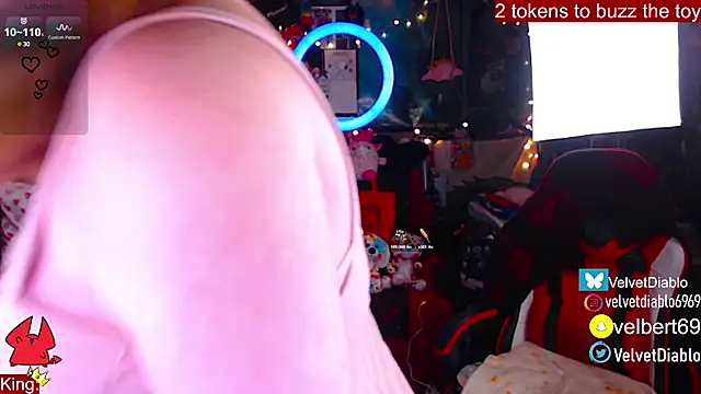 VelvetDiablo online show from 02-19-25, 12:35