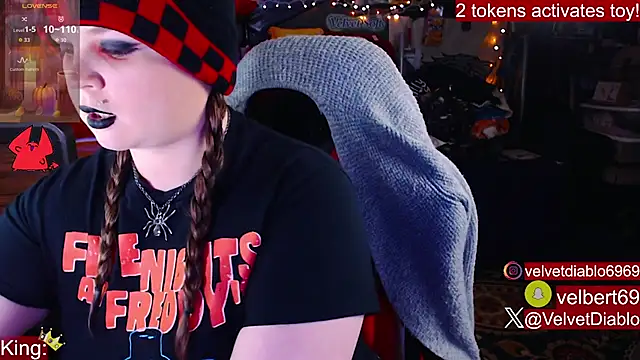 VelvetDiablo online show from 09-17-25, 11:39