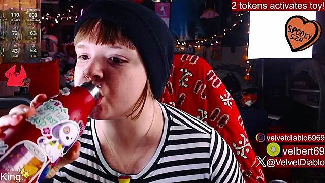 VelvetDiablo online show from 09-29-25, 11:53