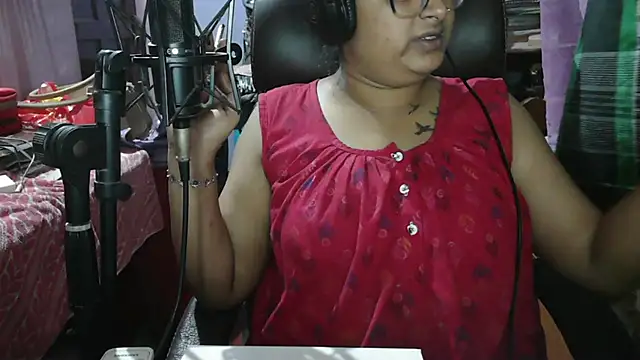 Snapshot of bigtits96 chatting on 03-01-25, 10:31 bigtits96 online show from 03-01-25, 10:31