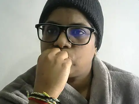 Sultryindianx100 online show from 04-24-26, 08:06