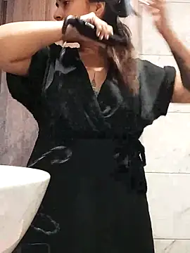 Snapshot of Ivanna2 chatting on 03-07-25, 07:05 Ivanna2 online show from 03-07-25, 07:05