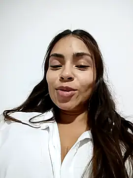 Snapshot of Ivanna2 chatting on 12-04-25, 01:48 Ivanna2 online show from 12-04-25, 01:48