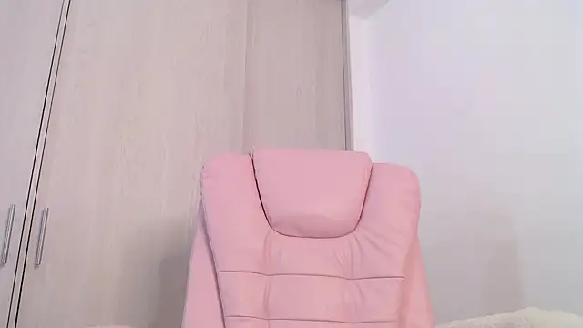 Snapshot of darkcandy666 chatting on 03-07-25, 12:04 darkcandy666 online show from 03-07-25, 12:04