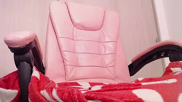 Snapshot of darkcandy666 chatting on 03-21-25, 10:06 darkcandy666 online show from 03-21-25, 10:06