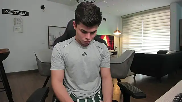 alejooo twink online show from 02-27-25, 06:42