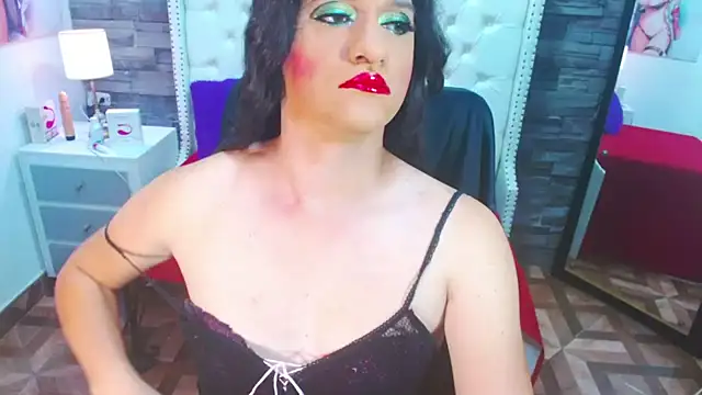 Snapshot of TRINY_TS chatting on 01-10-25, 12:38 TRINY TS online show from 01-10-25, 12:38