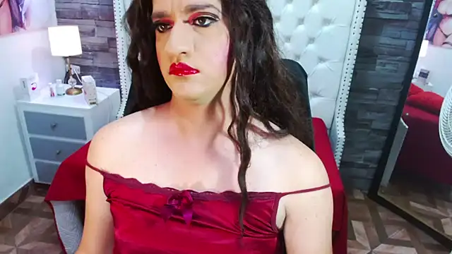 Snapshot of TRINY_TS chatting on 02-12-25, 09:11 TRINY TS online show from 02-12-25, 09:11