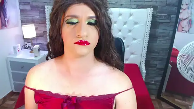 Snapshot of TRINY_TS chatting on 03-17-25, 08:40 TRINY TS online show from 03-17-25, 08:40