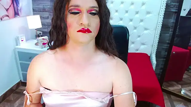 Snapshot of TRINY_TS chatting on 03-21-25, 12:29 TRINY TS online show from 03-21-25, 12:29