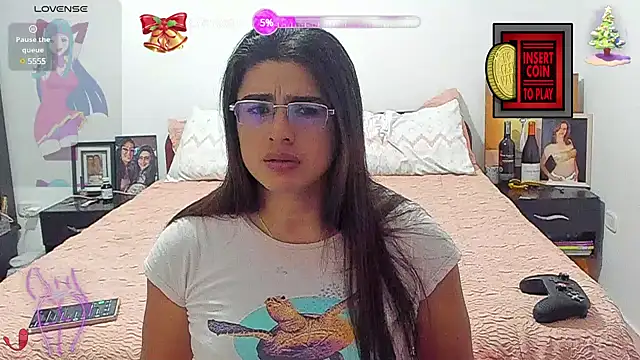 Snapshot of Khalifa_Gold chatting on 12-12-24, 12:05 Khalifa Gold online show from 12-12-24, 12:05