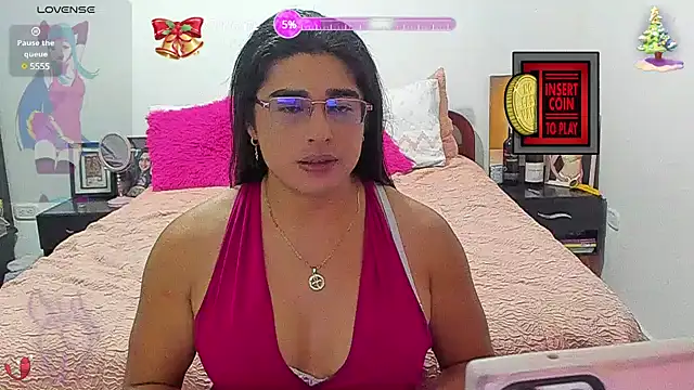Snapshot of Khalifa_Gold chatting on 12-18-24, 02:10 Khalifa Gold online show from 12-18-24, 02:10