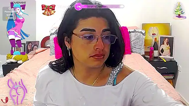 Snapshot of Khalifa_Gold chatting on 01-14-25, 07:48 Khalifa Gold online show from 01-14-25, 07:48