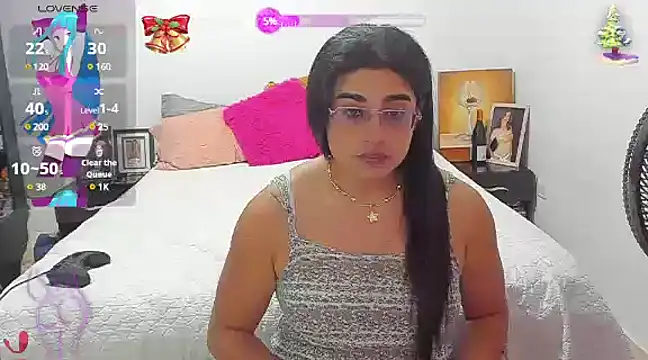 Snapshot of Khalifa_Gold chatting on 01-31-25, 04:58 Khalifa Gold online show from 01-31-25, 04:58