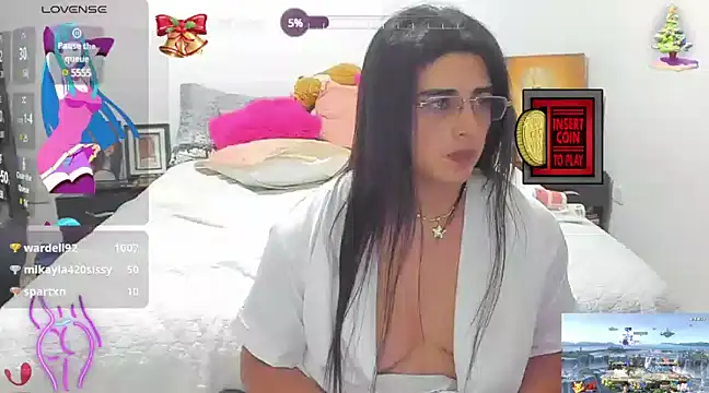 Snapshot of Khalifa_Gold chatting on 01-31-25, 11:24 Khalifa Gold online show from 01-31-25, 11:24