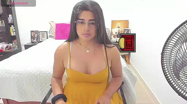 Snapshot of Khalifa_Gold chatting on 02-05-25, 06:02 Khalifa Gold online show from 02-05-25, 06:02