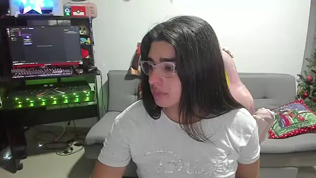 Snapshot of Khalifa_Gold chatting on 11-24-25, 08:03 Khalifa Gold online show from 11-24-25, 08:03