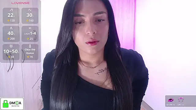 Snapshot of EricaVanderhill chatting on 11-18-25, 01:55 EricaVanderhill online show from 11-18-25, 01:55