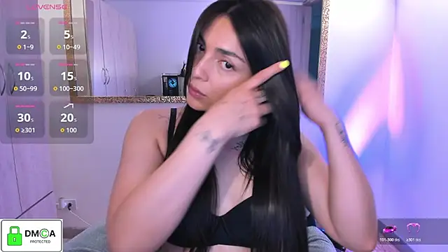 Snapshot of EricaVanderhill chatting on 11-29-25, 12:46 EricaVanderhill online show from 11-29-25, 12:46