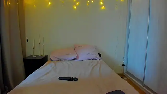 Bella Foryou online show from 01-07-25, 04:08