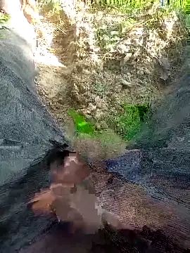 FinableKnee online show from 04-05-26, 03:26