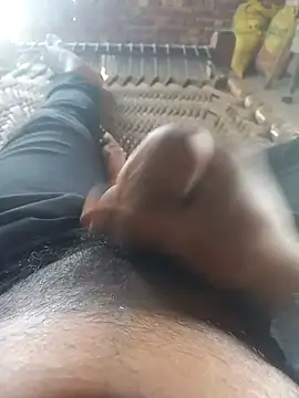 FinableKnee online show from 04-20-26, 04:04