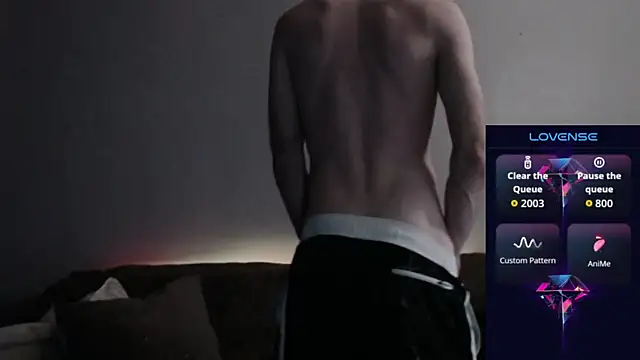 MaxRouger online show from 11-12-25, 06:36