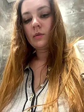 CandyShoopp online show from 12-24-24, 07:55