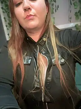 CandyShoopp online show from 01-26-25, 07:31