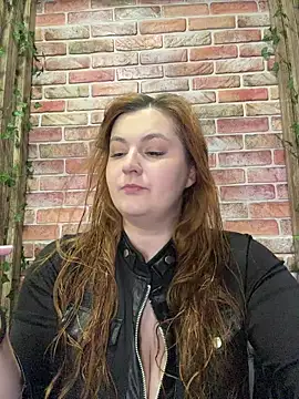 CandyShoopp online show from 12-21-25, 03:41