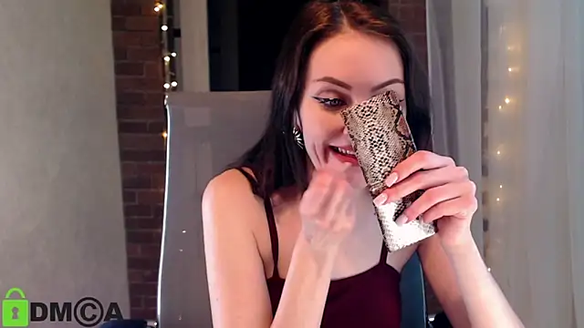 ms kelarini online show from 03-10-25, 02:48