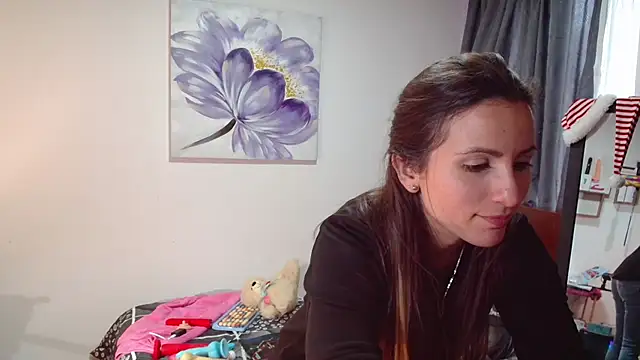 vanessabrown  online show from 12-23-24, 09:29