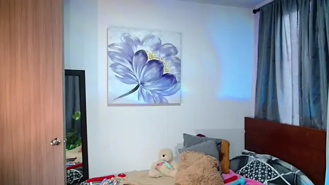 vanessabrown  online show from 01-28-25, 12:54