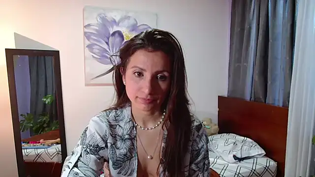 vanessabrown  online show from 02-01-25, 09:29