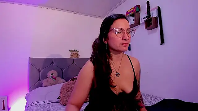 vanessabrown  online show from 01-08-26, 02:30