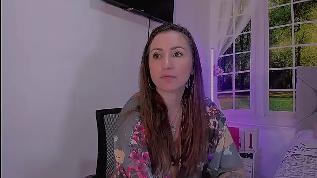 vanessabrown  online show from 04-19-26, 03:22