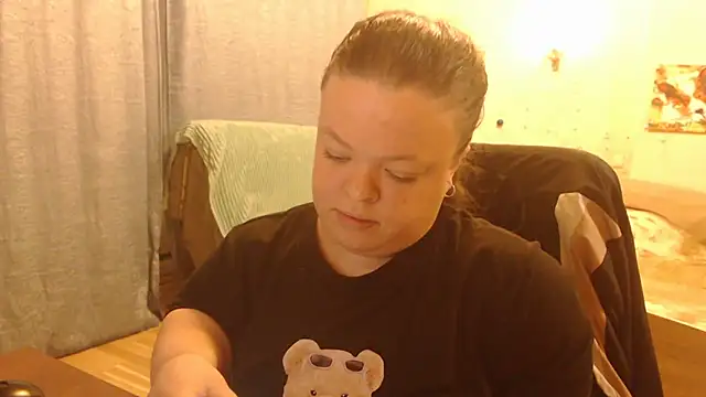 Janiffer MiMi online show from 03-11-25, 05:46