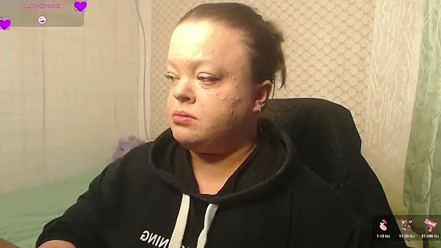 Snapshot of Janiffer_MiMi chatting on 02-08-26, 11:35 Janiffer MiMi online show from 02-08-26, 11:35