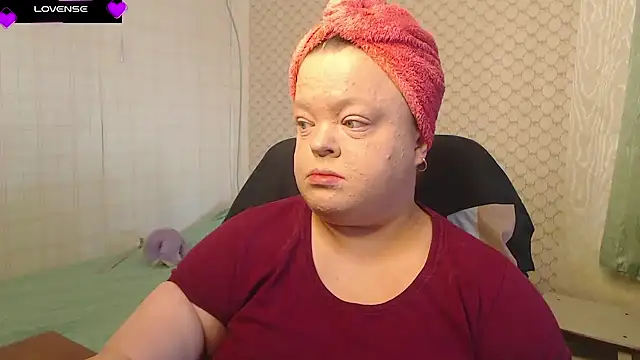 Snapshot of Janiffer_MiMi chatting on 03-05-26, 09:38 Janiffer MiMi online show from 03-05-26, 09:38